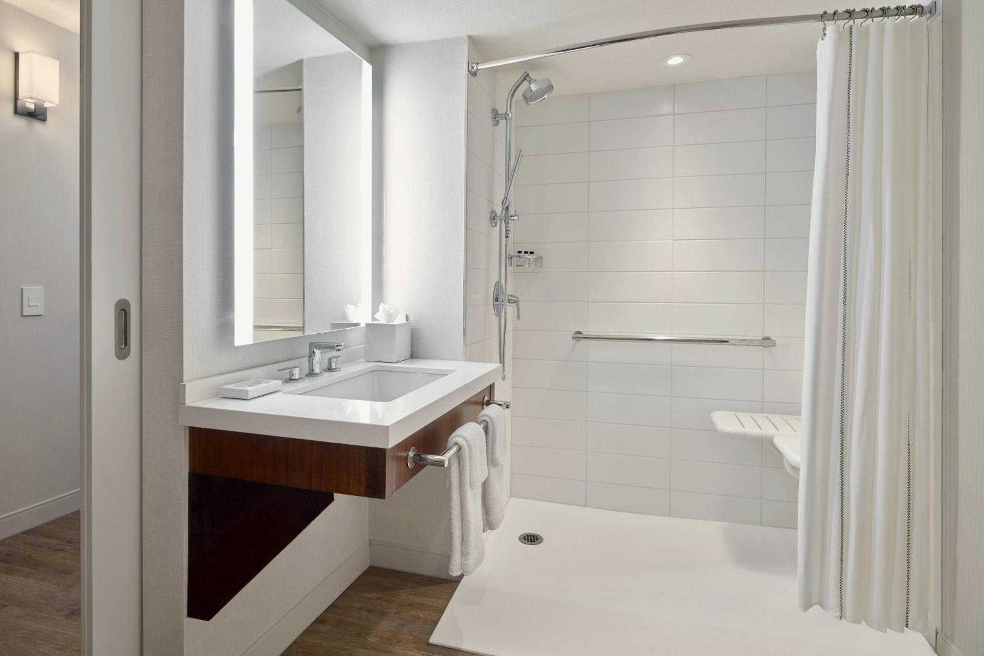 Delta Hotels By Marriott Denver Thornton Northglenn Exterior foto